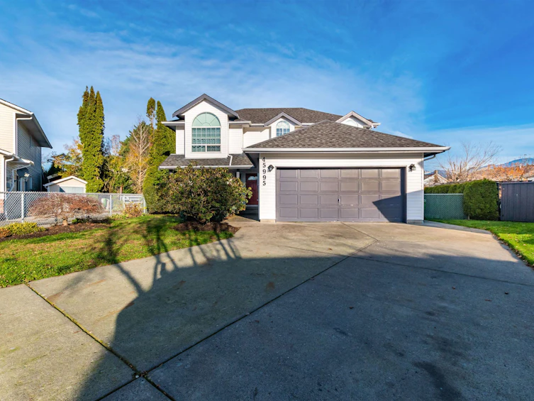 45995 Ivy Avenue, Chilliwack, BC, V2R 2C5