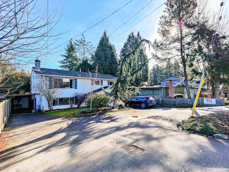 1698 156 Street, Surrey, BC, V4A 4T1