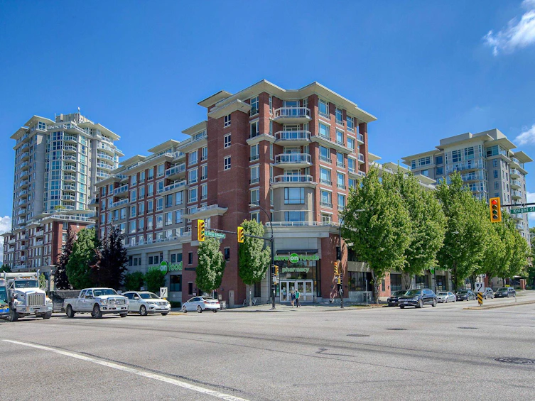 517-4078 Knight Street, Vancouver, BC, V5N 5Y9