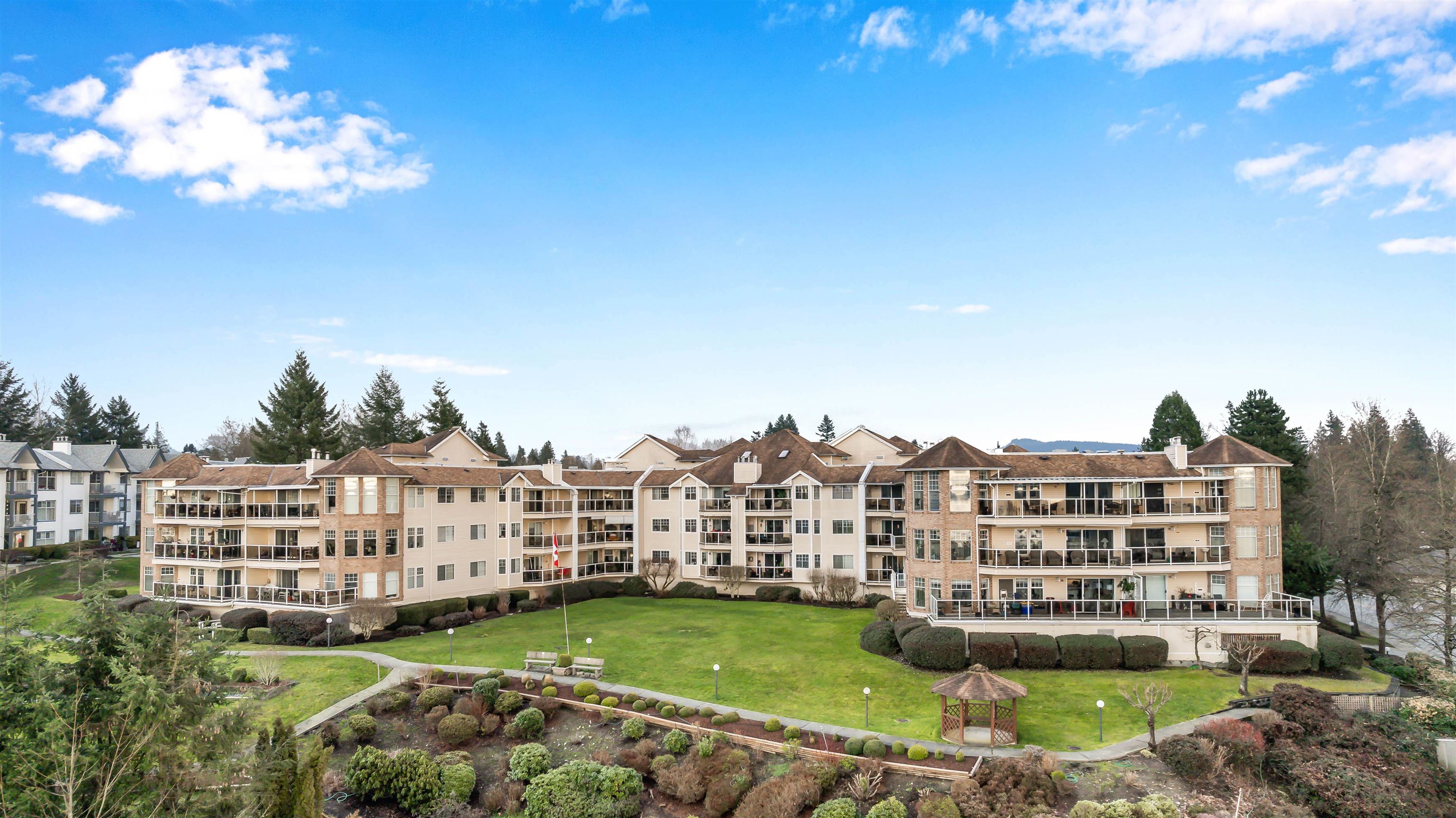 218-22611 116 Avenue, Maple Ridge, BC, V2X 0W7