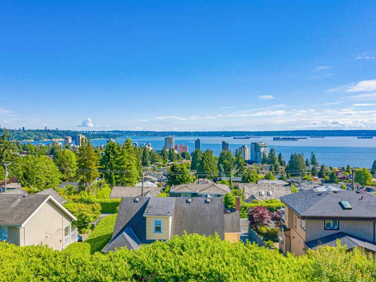 2250 Nelson Avenue, West Vancouver, BC, V7V 2P8