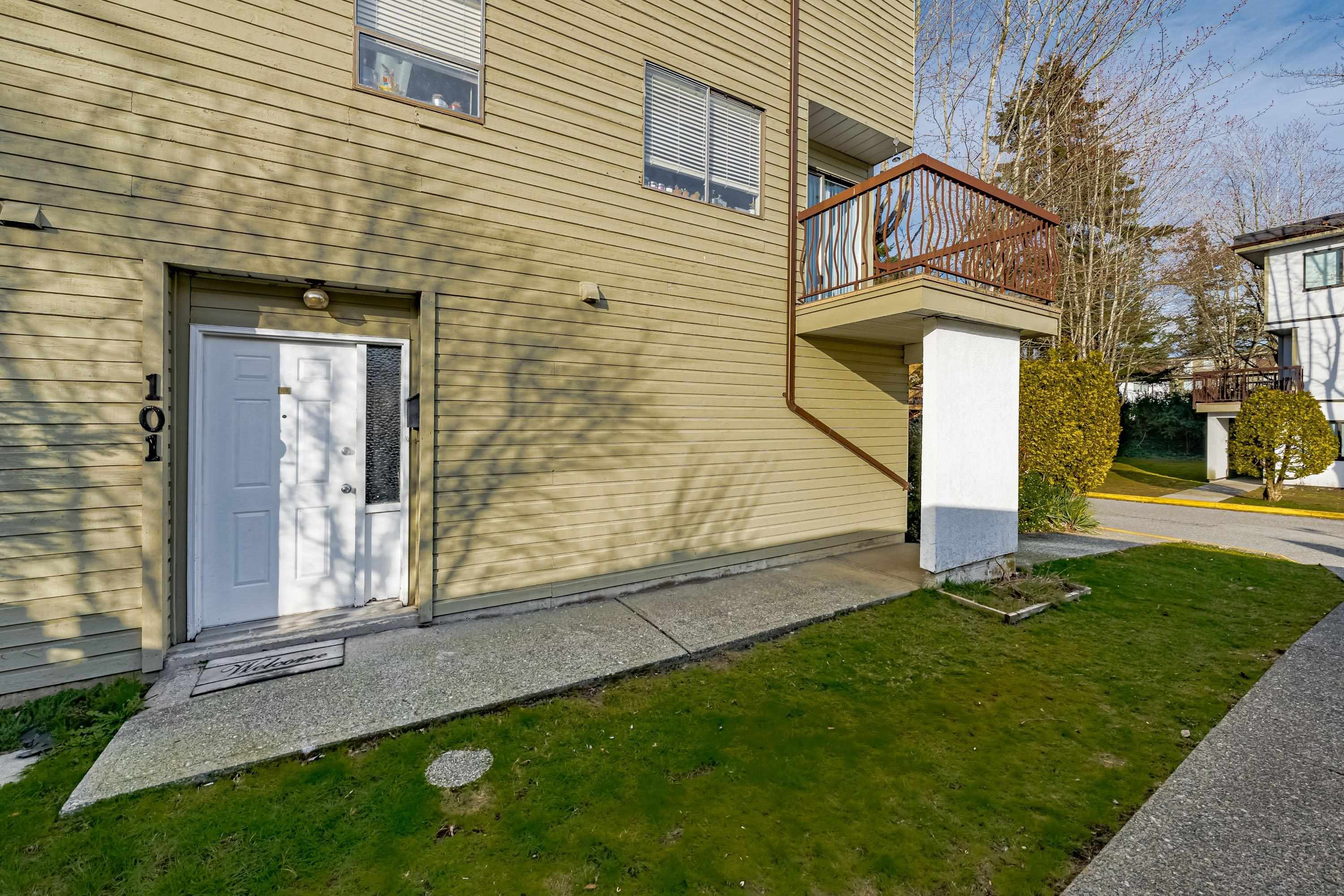 101-7165 133 Street, Surrey, BC, V3W 7Z2