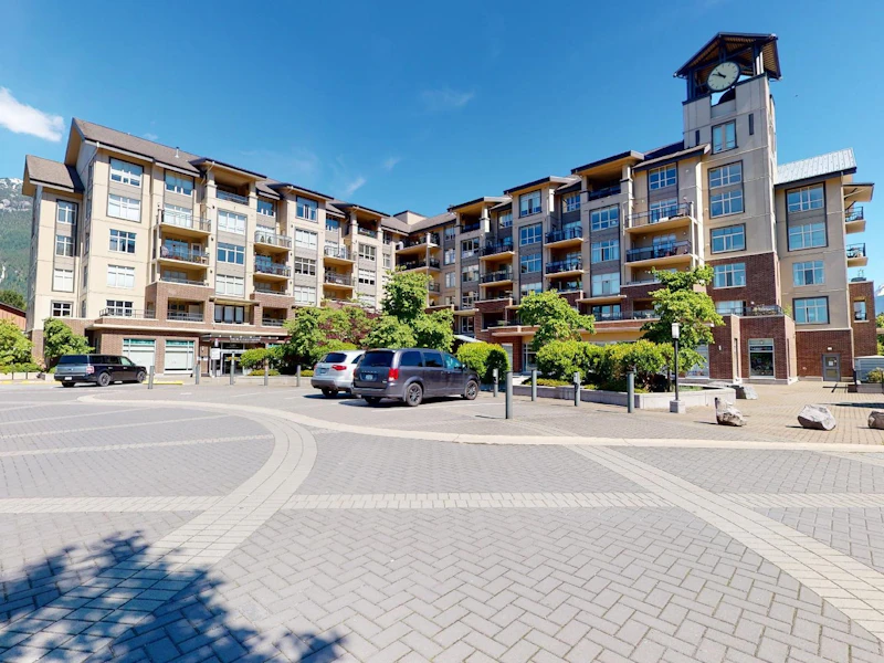 322 - 1211 Village Green Way, Squamish BC V8B 0R7