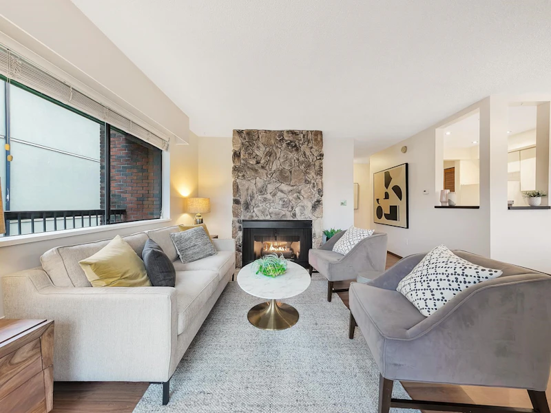 208 - 1420 E 7th Avenue, Vancouver BC V5N 1R8