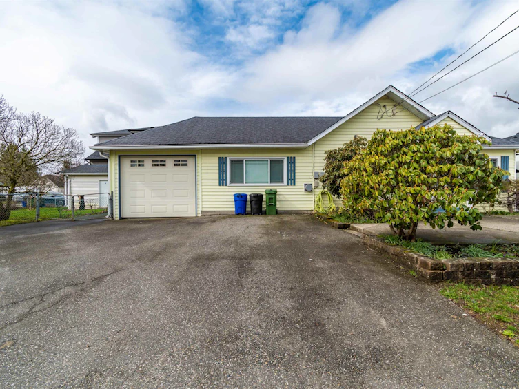 9605 Corbould Street, Chilliwack, BC, V2P 4B4
