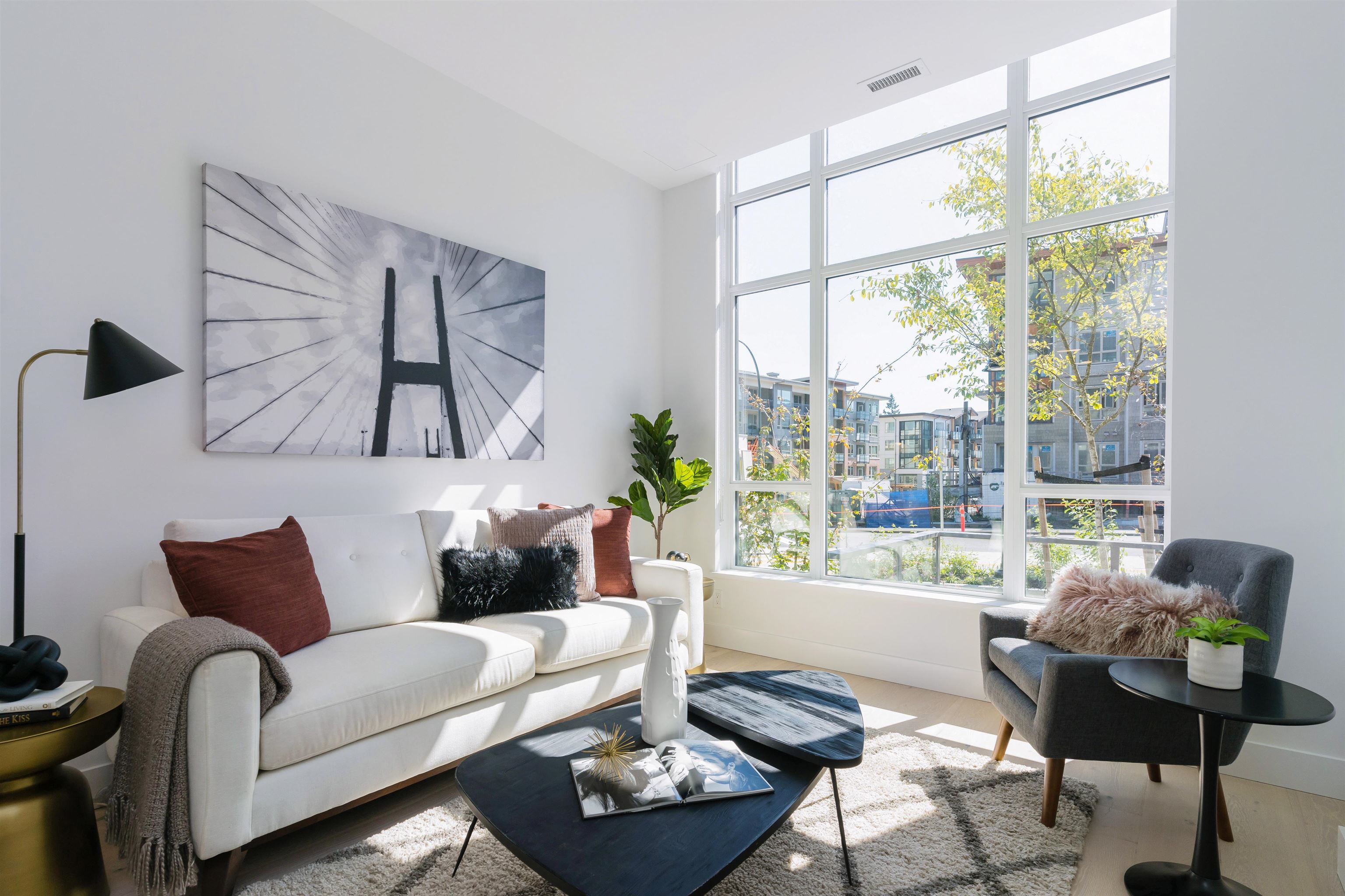 1220 E 27th Street, North Vancouver, BC, V7J 0C7