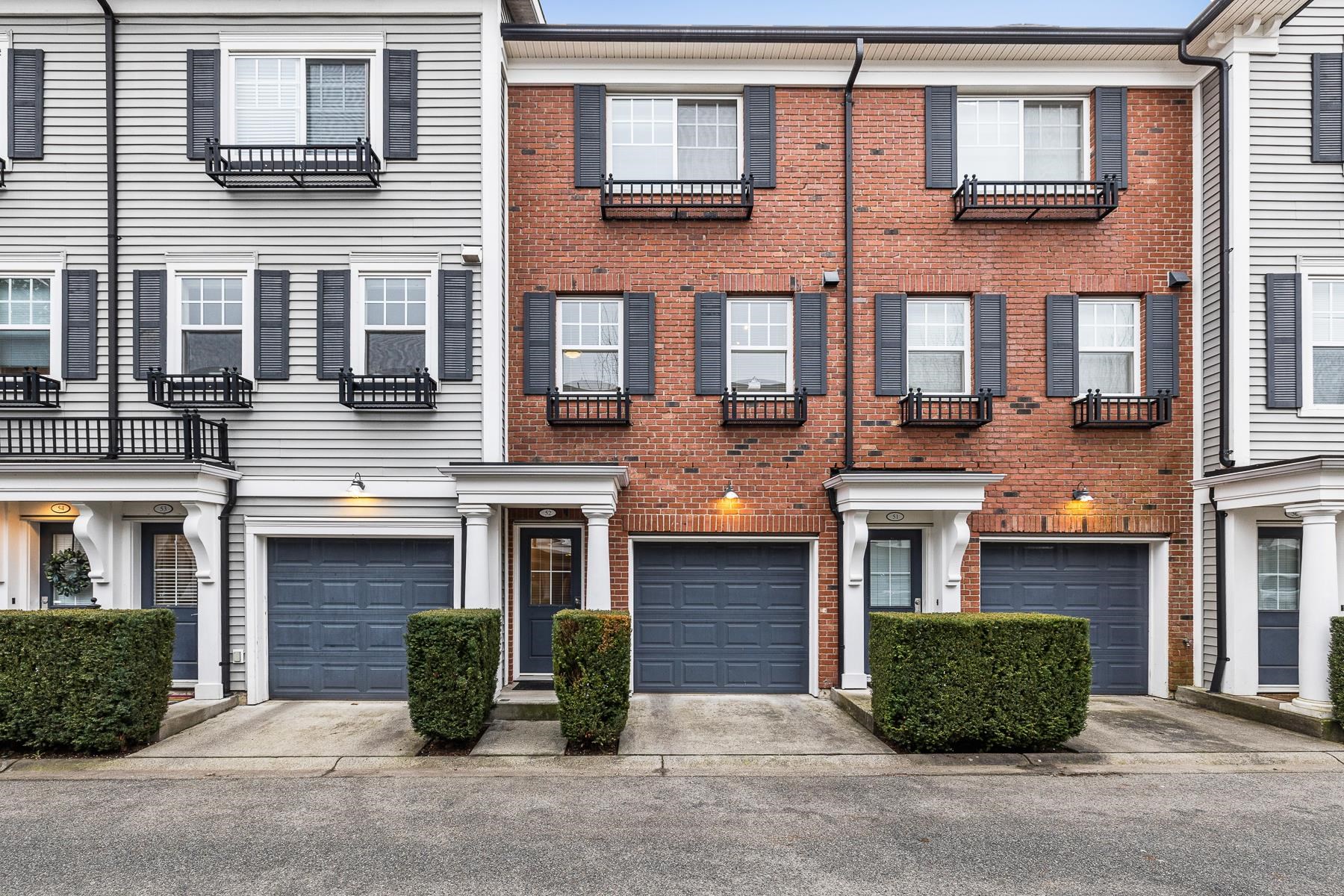 52-18983 72a Avenue, Surrey, BC, V4N 1A5