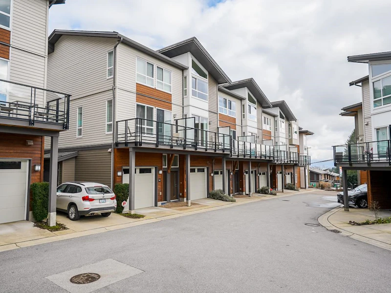 11 - 909 Clarke Road, Port Moody BC V3H 1L6