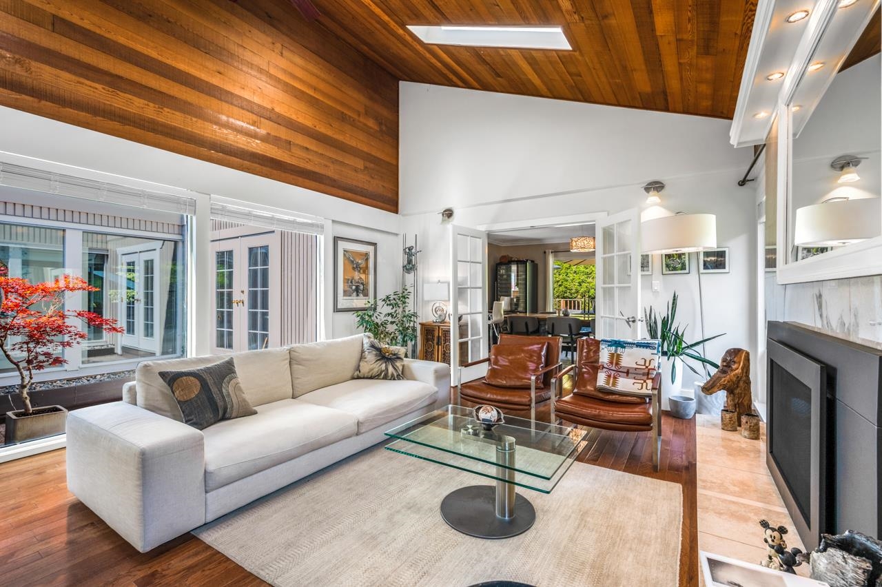 5295 Cliffridge Avenue, North Vancouver, BC, V7R 3V2