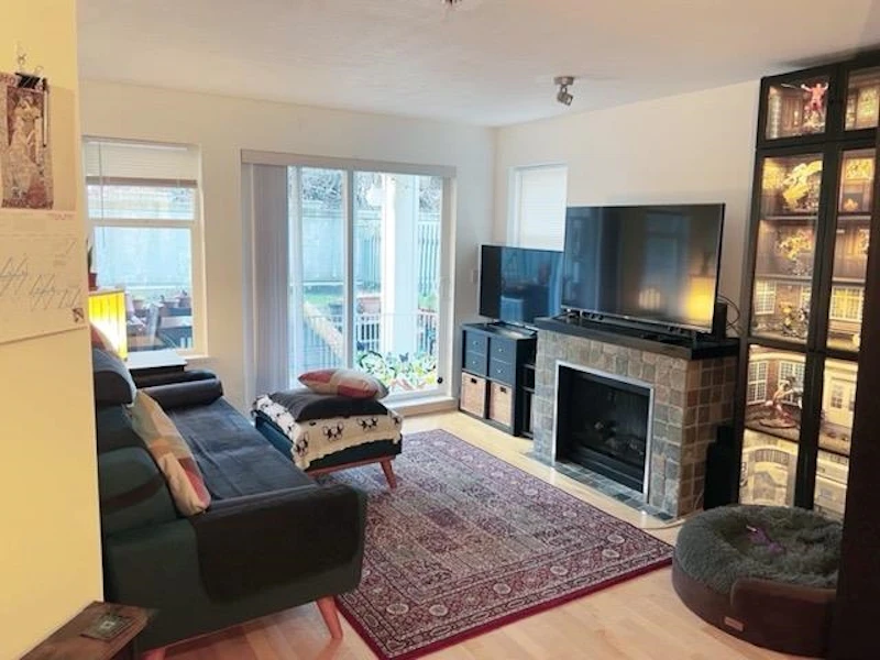 201 - 4833 Brentwood Drive, Burnaby BC V5C 0C3