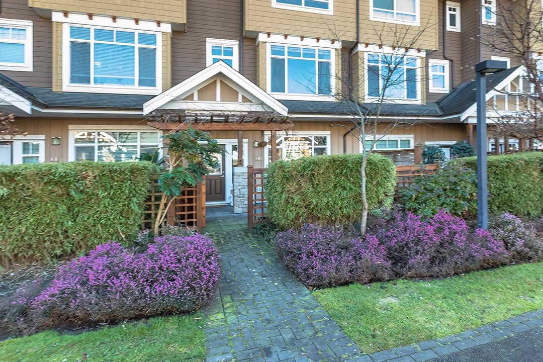 60-2979 156 Street, Surrey, BC, V3Z 8V8