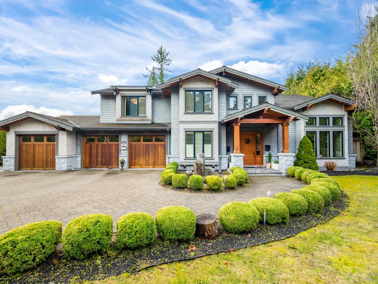 516 Hadden Drive, West Vancouver, BC, V7S 1G7
