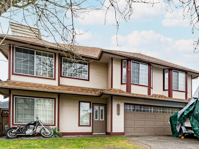 12070 204b Street, Maple Ridge, BC, V2X 1A9