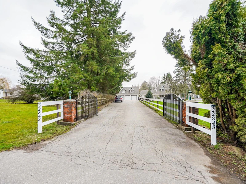 22848 Old Yale Road, Langley BC V2Z 2V3