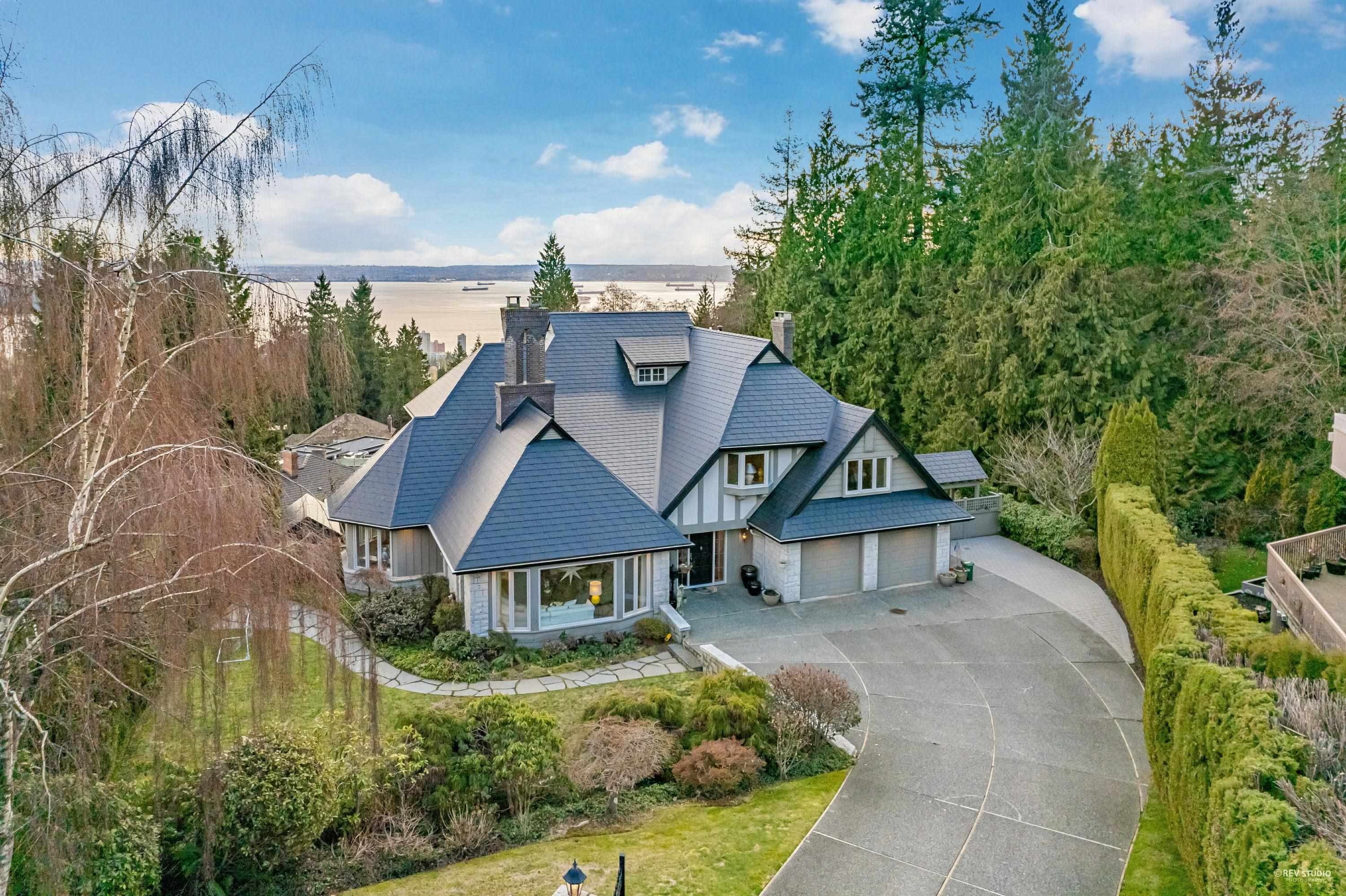 2478 Westhill Court, West Vancouver, BC, V7S 3A5