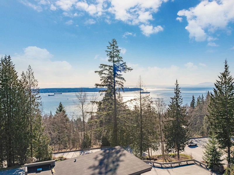 2992 Burfield Place, West Vancouver BC