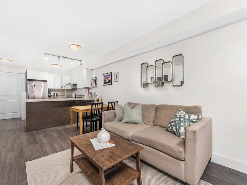 203 - 2408 E Broadway Avenue, Vancouver BC V5M 4T9
