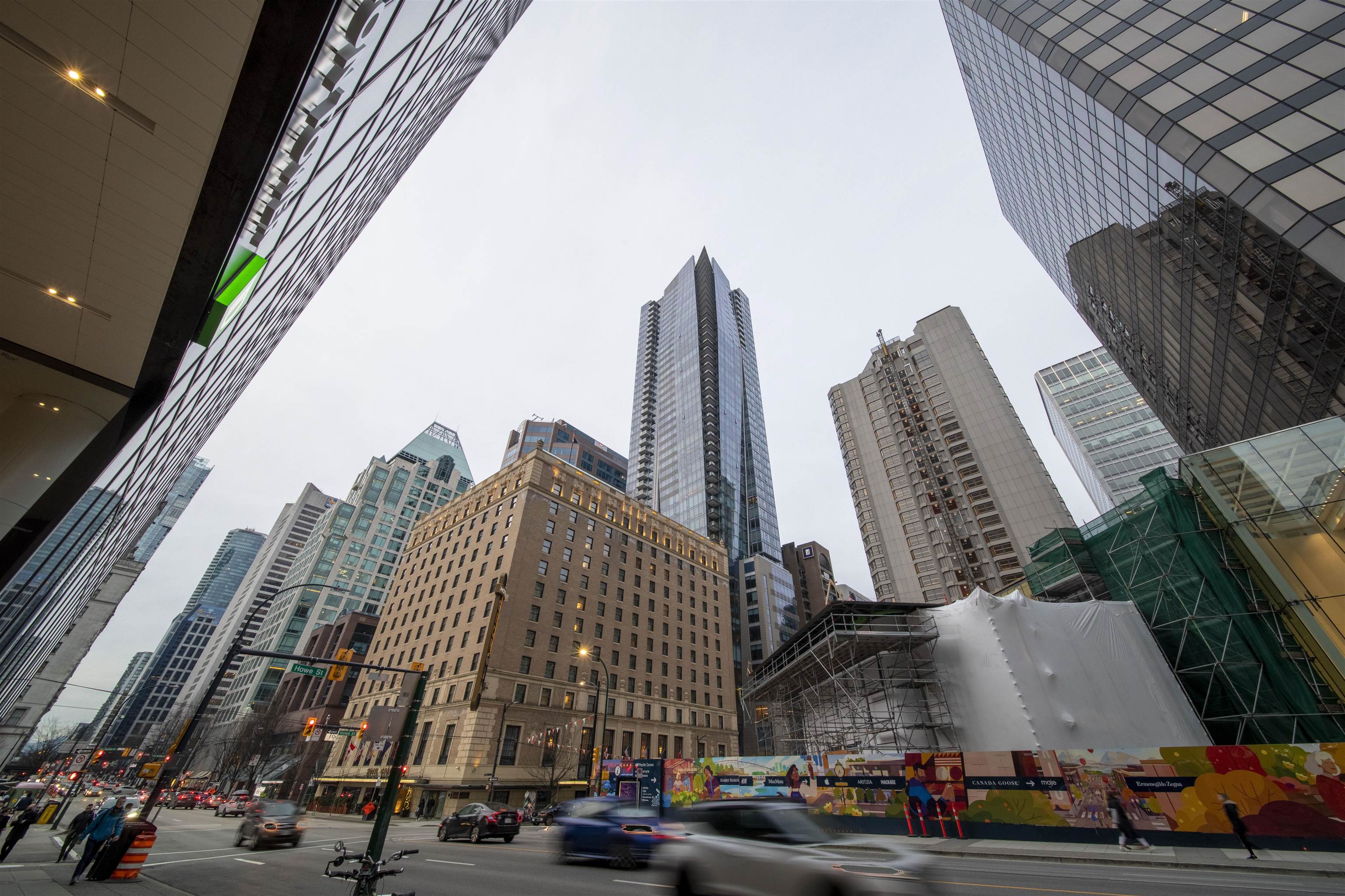 3305-667 Howe Street, Vancouver, BC, V6C 0B5