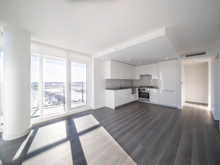 1602-8188 Fraser Street, Vancouver, BC, V5X 0J8