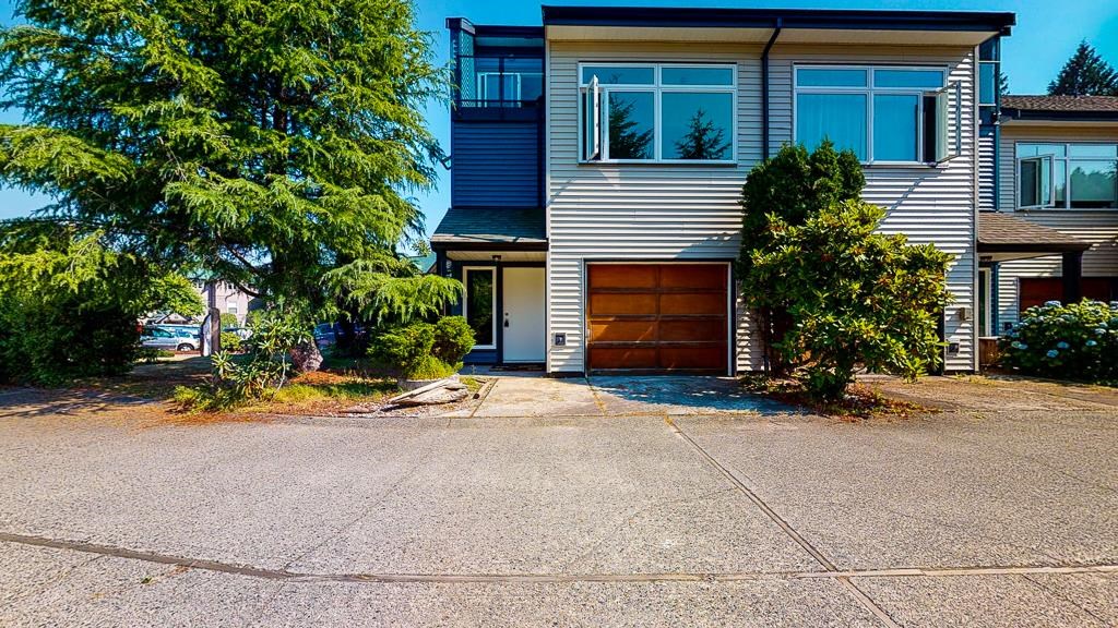 1-623 Farnham Road, Gibsons, BC, V0N 1V8