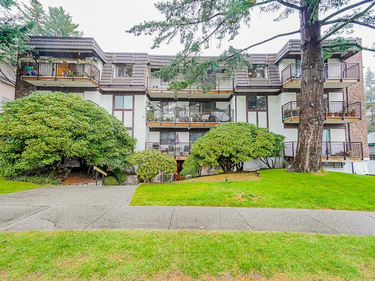 203-425 Ash Street, New Westminster, BC, V3M 3N2