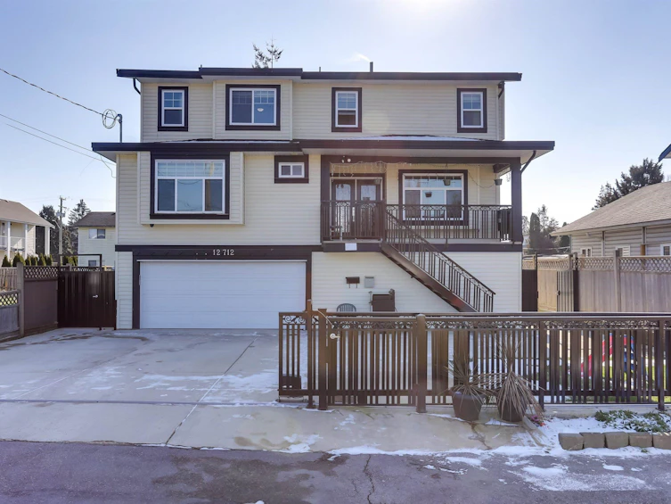 12712 114a Avenue, Surrey, BC, V3V 3P4