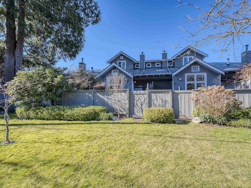 1562 Bowser Avenue, North Vancouver BC V7P 2Y3