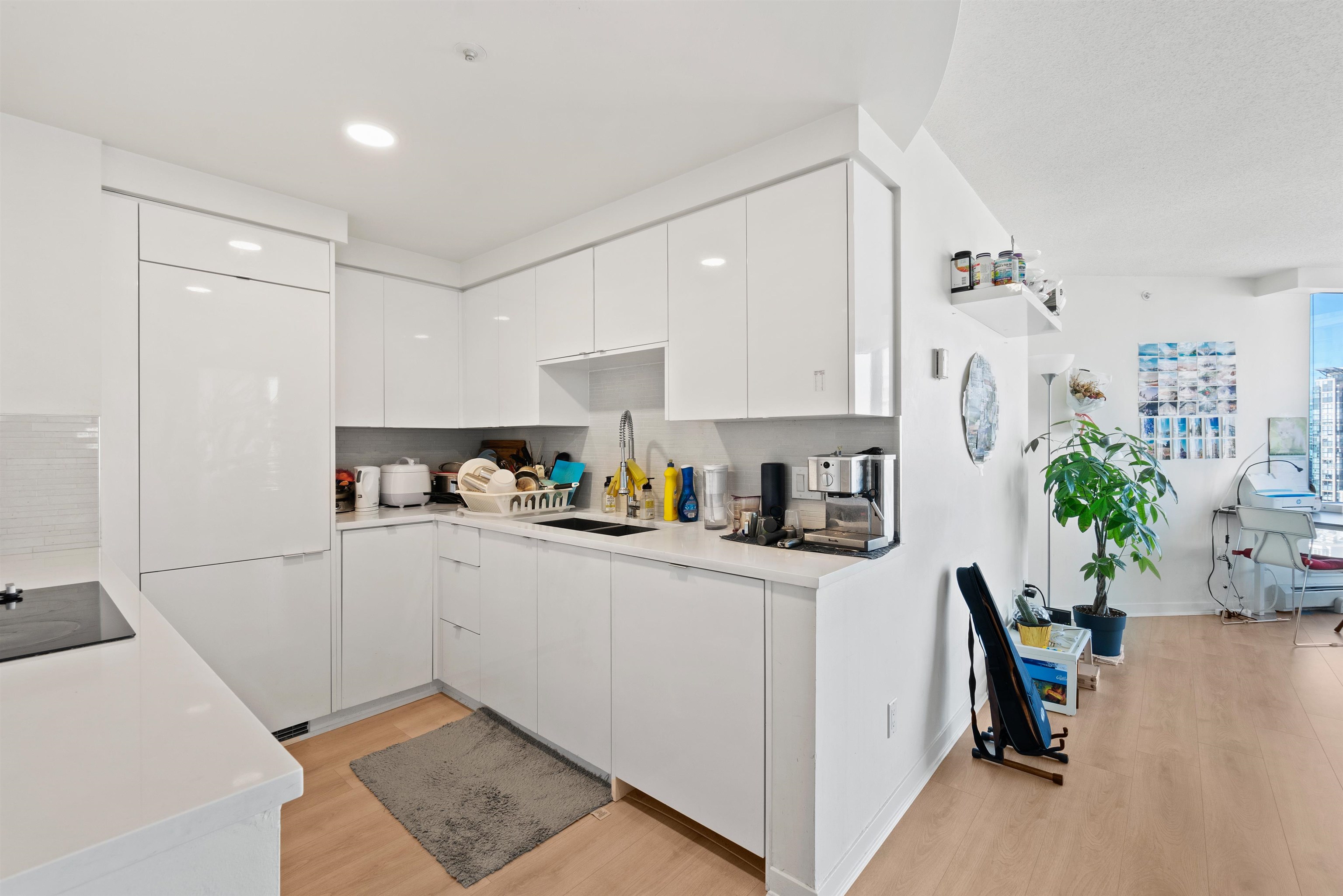 2702-1009 Expo Boulevard, Vancouver, BC, V6Z 2V9