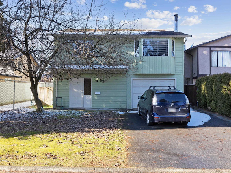12175 193a Street, Pitt Meadows BC V3Y 1J2
