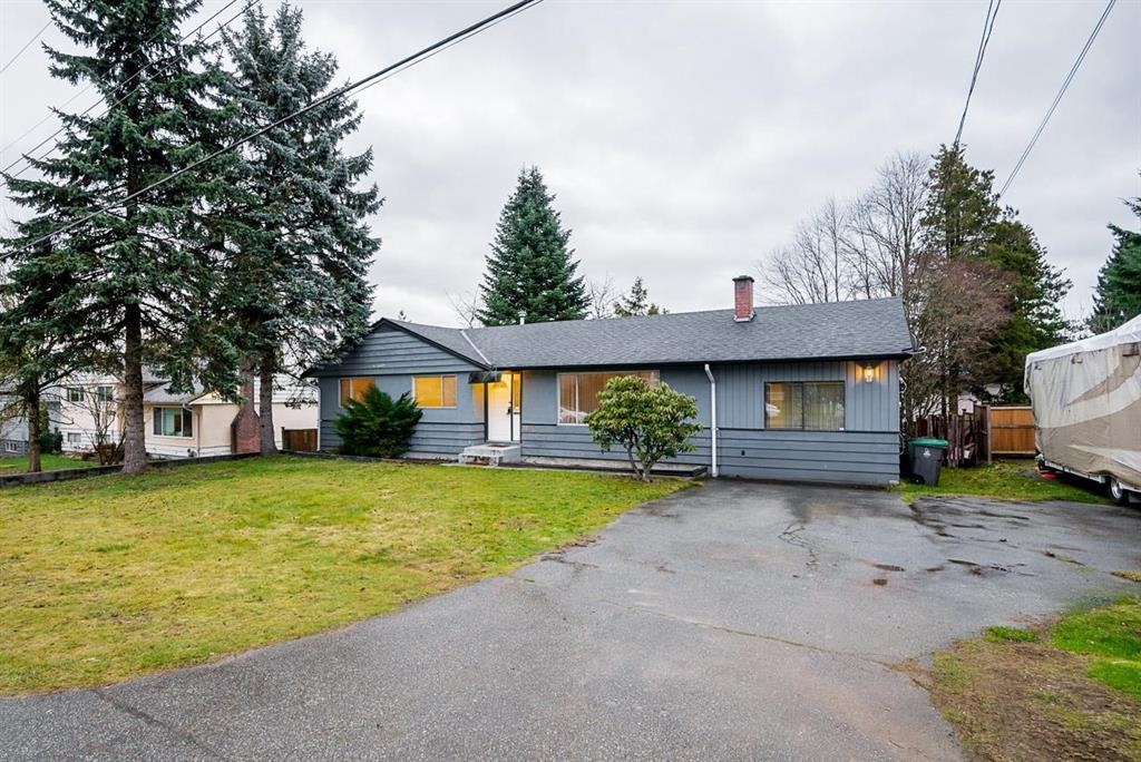 11092 147a Street, Surrey, BC, V3R 3W2