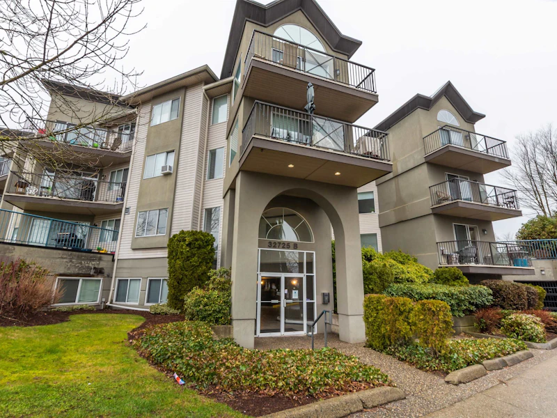 318 - 32725 George Ferguson Way, Abbotsford BC V2T 5M5
