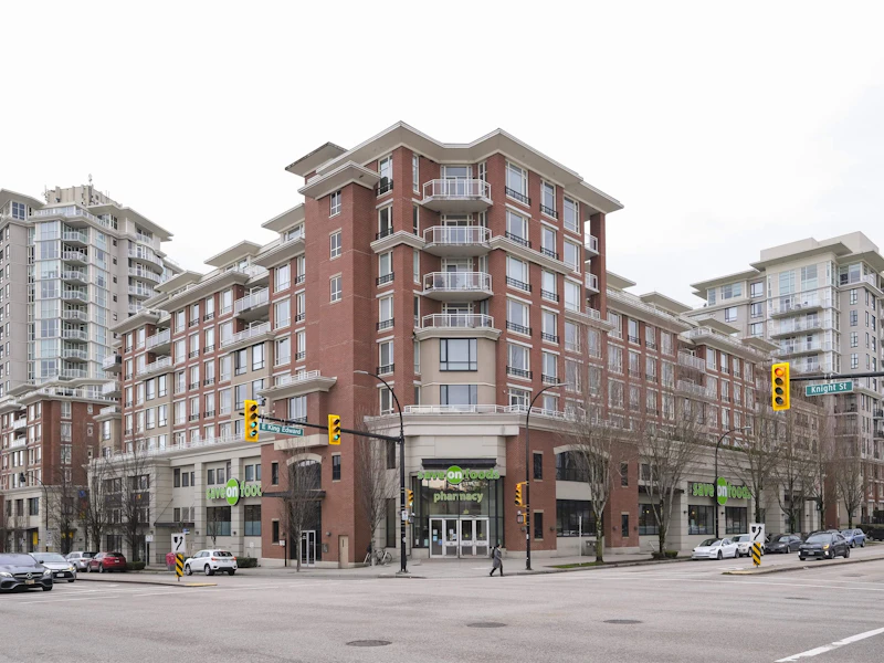 808 - 4078 Knight Street, Vancouver BC V5N 5Y9