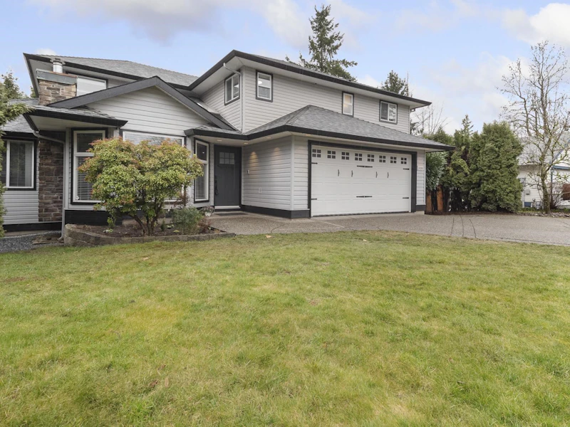 19285 Latimer Place, Surrey BC V3S 8W1