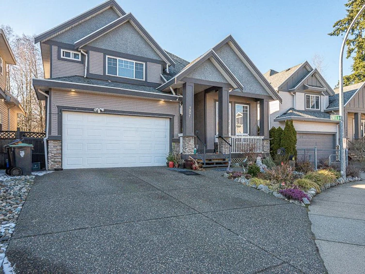 7397 200a Street, Langley, BC, V2Y 3G5