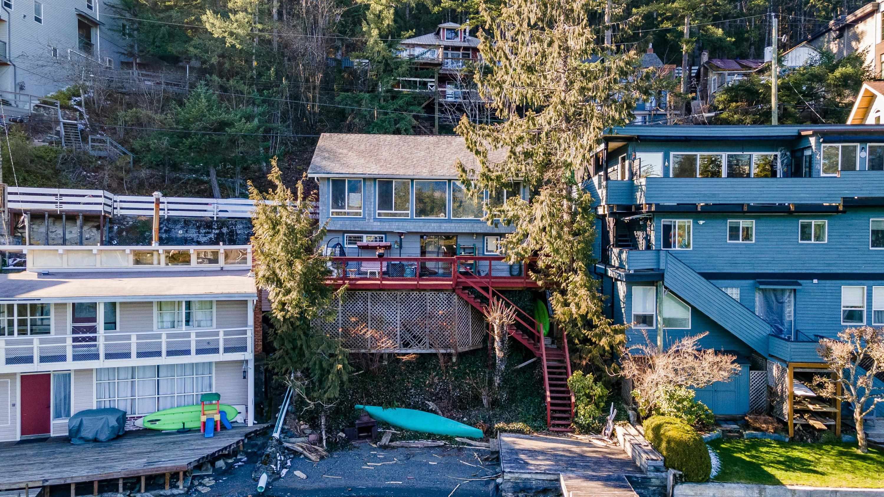 36 Lakeshore Drive, Cultus Lake, BC, V2R 5A1