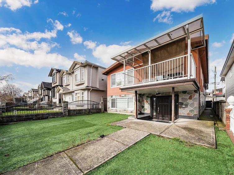 981 E 58th Avenue, Vancouver, BC, V5X 1W6