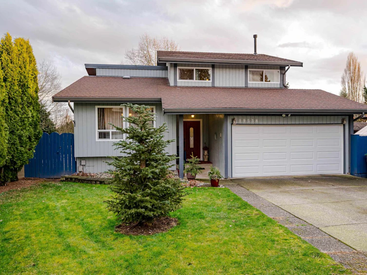 19538 63 Avenue, Surrey, BC, V3S 7L9