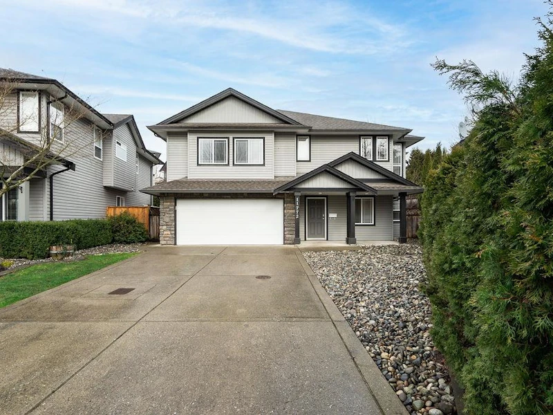 11772 Gilland Loop, Maple Ridge BC V4R 2W4