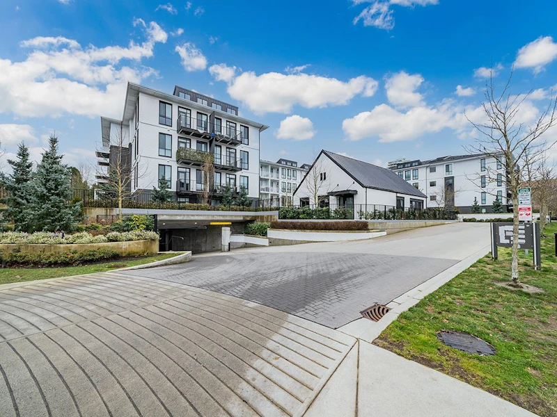 114 - 14968 101a Avenue, Surrey BC