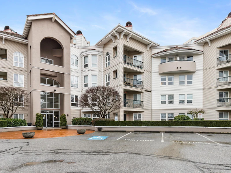 416 - 3172 Gladwin Road, Abbotsford BC V2T 5T3