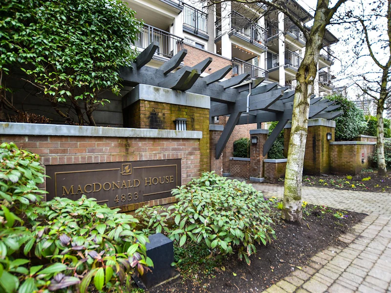 424 - 4833 Brentwood Drive, Burnaby BC V5C 0C3