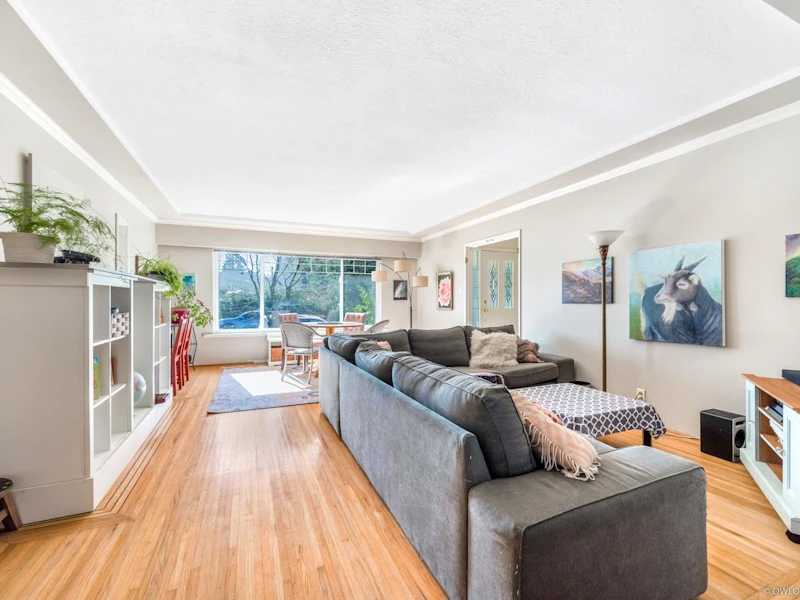 1150 Handsworth Road, North Vancouver BC V7R 2A8