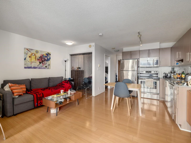 908 - 550 Taylor Street, Vancouver BC V6B 1R1