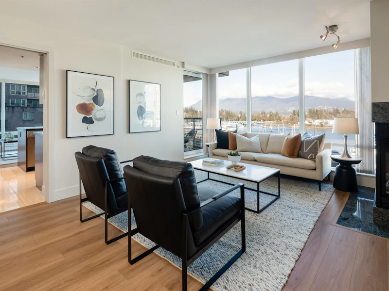 601 - 590 Nicola Street, Vancouver BC V6G 3J8