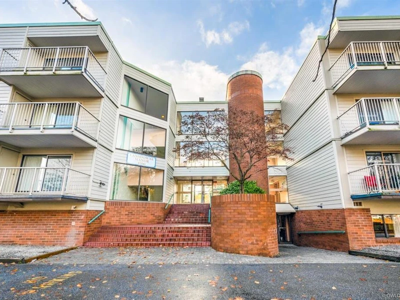 129 - 8500 Lansdowne Road, Richmond BC V6X 3G4