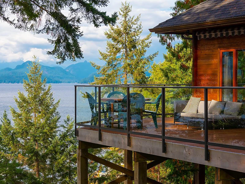 921 Forecastle Way, Bowen Island BC V0N 1G2
