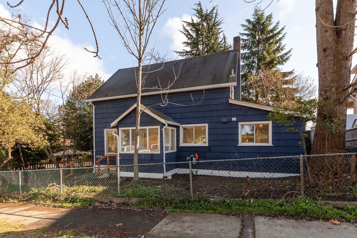 3958 Gladstone Street, Vancouver, BC, V5N 4Y9