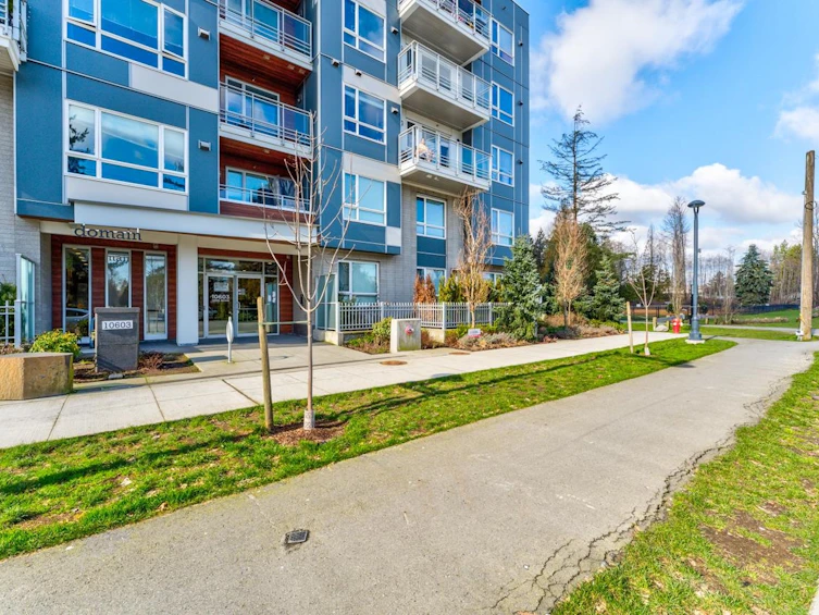 610-10603 140 Street, Surrey, BC, V3T 0M8