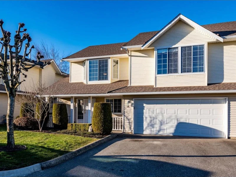 25 - 31255 Upper Maclure Road, Abbotsford BC V2T 5N4