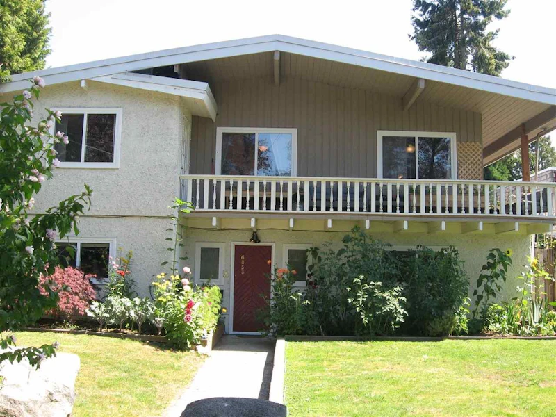 6858 Patterson Avenue, Burnaby BC V5J 3N6